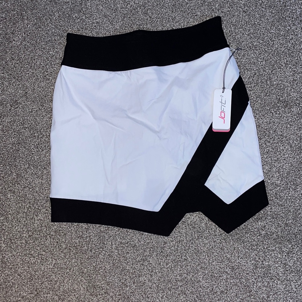 Joy fit skirt, never worn